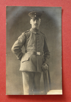 Ansichtskarte Foto AK Soldat Offizier 1914-1918 Hof Atelier Steiger Cleve und Moers Architektur Ortsansicht NRW